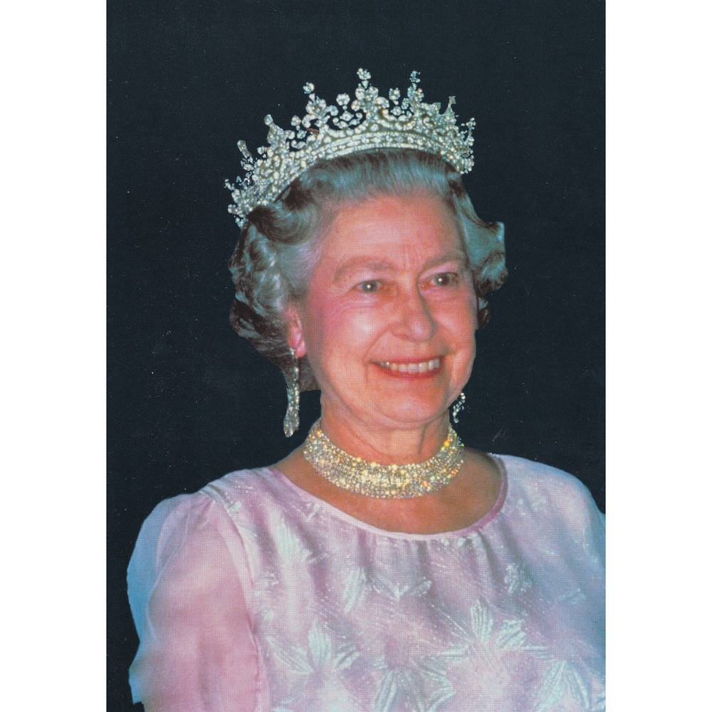 Queen Elizabeth II Tiara Portrait Postcard Kardorama Vintage Royal British